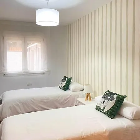 Apartamento Arribar, En El Centro De * Cambados